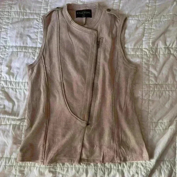 Ethereal Los Angeles beige faux suede zip up vest Large - Picture 1 of 4